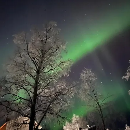 Törrö As10, Tyylikäs 1-4hlö Yläkerran Päätyhuoneisto Jokinäkymällä Huoneisto *